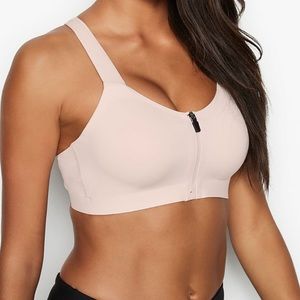 VS Sport Knockout Ultra Max Front-Close Sport Bra
